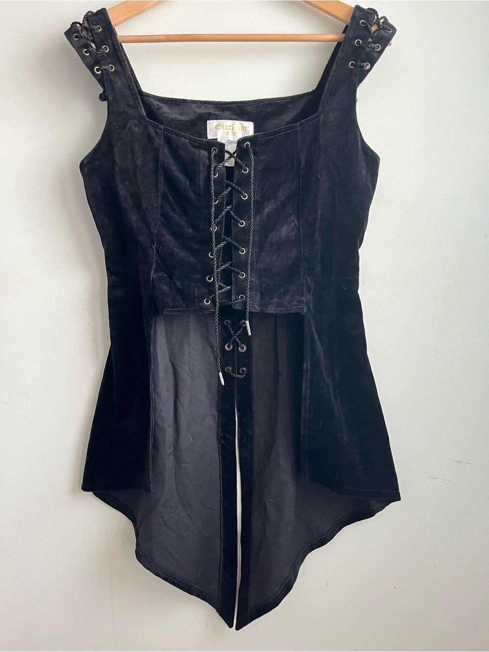 Vintage Black Velvet Lace-Up Gothic High-Low Corset Top Quebec